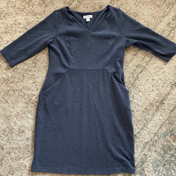 Christopher and Banks v-neck dress - Picture 1 of 1